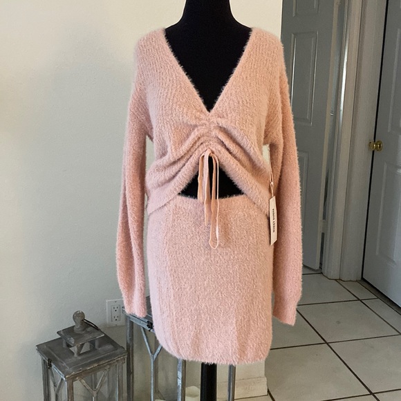 Mimi Chica Dresses & Skirts - Mimi Chica Fuzzy Skirt and Sweater set.
